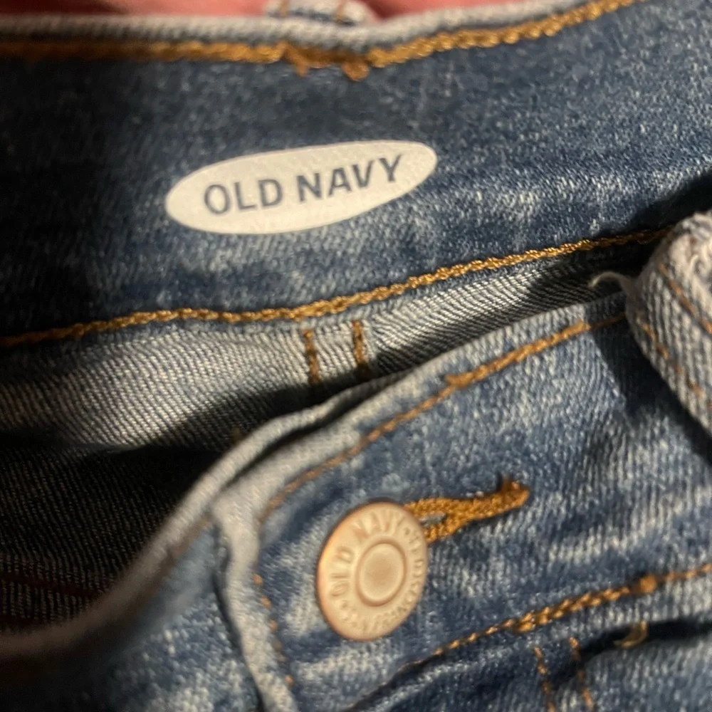 Old Navy Blue Jean Shorts - Picture 4 of 5